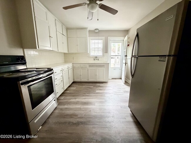 Photo - 2211 Tyler Ln Unit 1