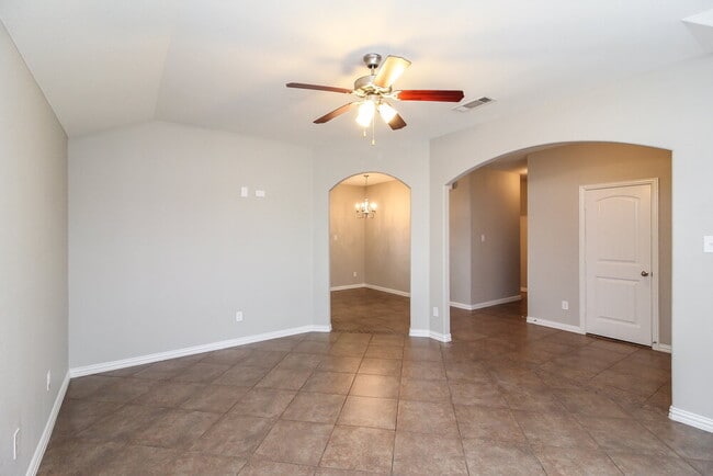 Photo - 1505 Sunburst Dr