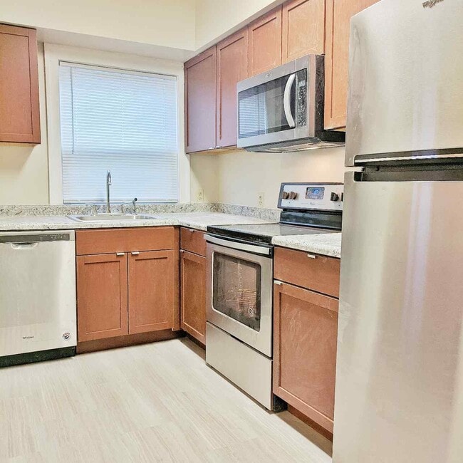 Building Photo - 3104 4th Ave S Unit 4