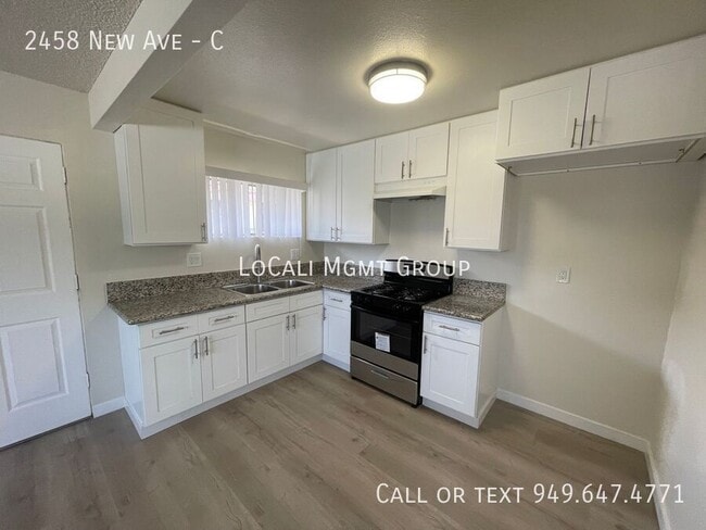 Building Photo - 2458 New Ave Unit C