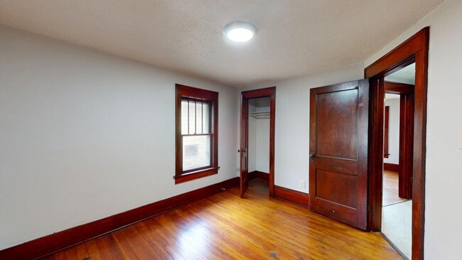 Photo - 2196 6th St SW