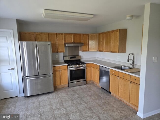 Photo - 403 Hupps Hill Ct