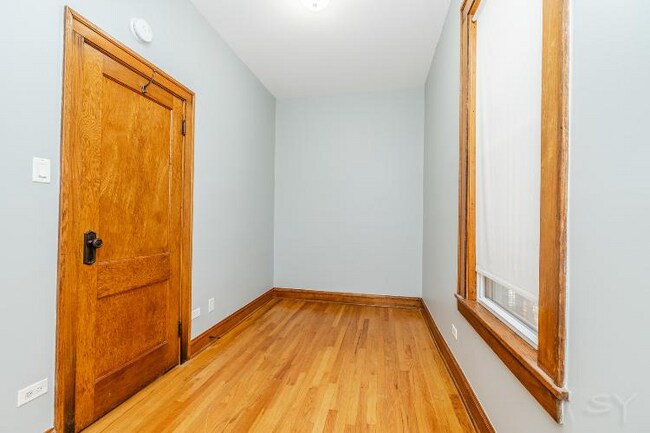 Photo - 2222 W Erie St Unidad 1