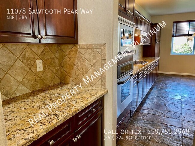 Photo - $2,950 Quail Lakes Gated Community & Pool ... House