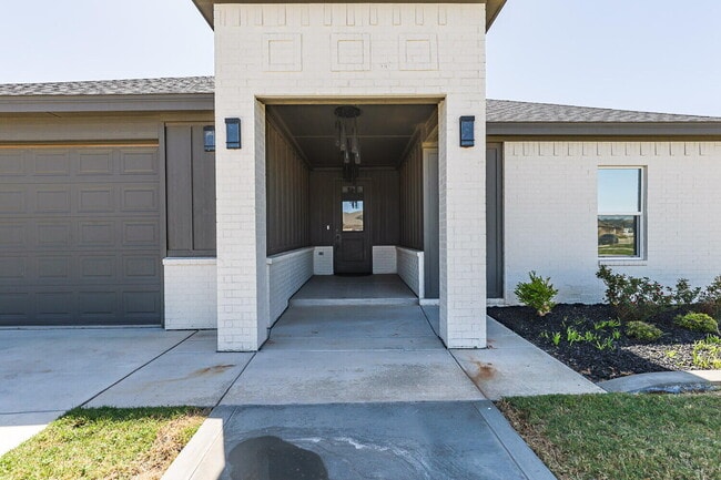 Photo - 5825 Grinnell St