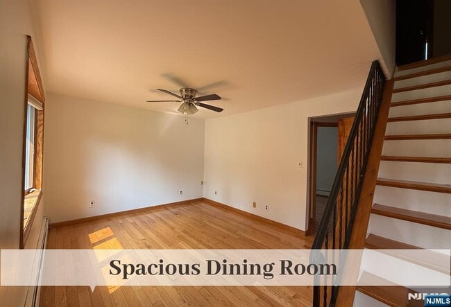 Photo - 726 Midwood Rd