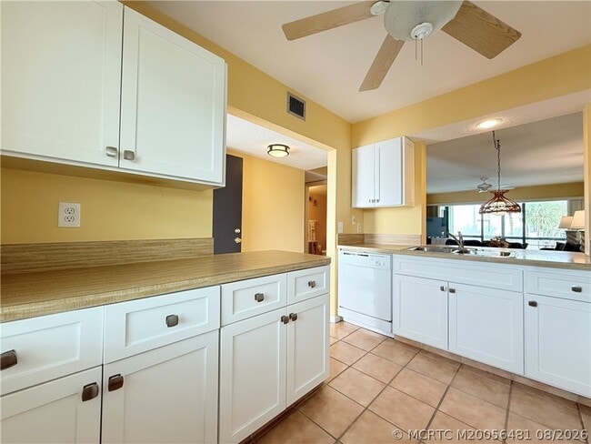 Photo - 1950 SW Palm City Rd Unit 2205