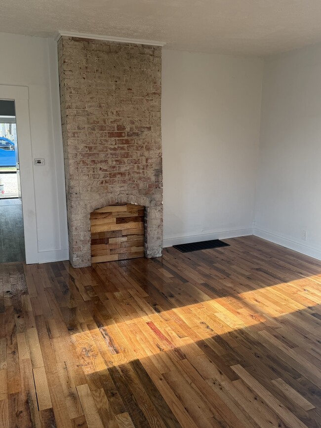 Photo - 1144 Adams St