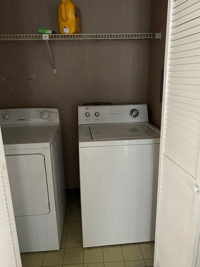 155 Marilyn Dr Unit 48B