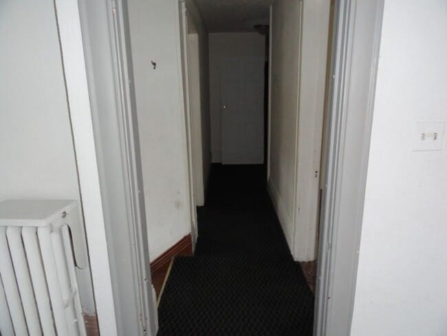 Photo - 411 W Washington Ave Unit Upper