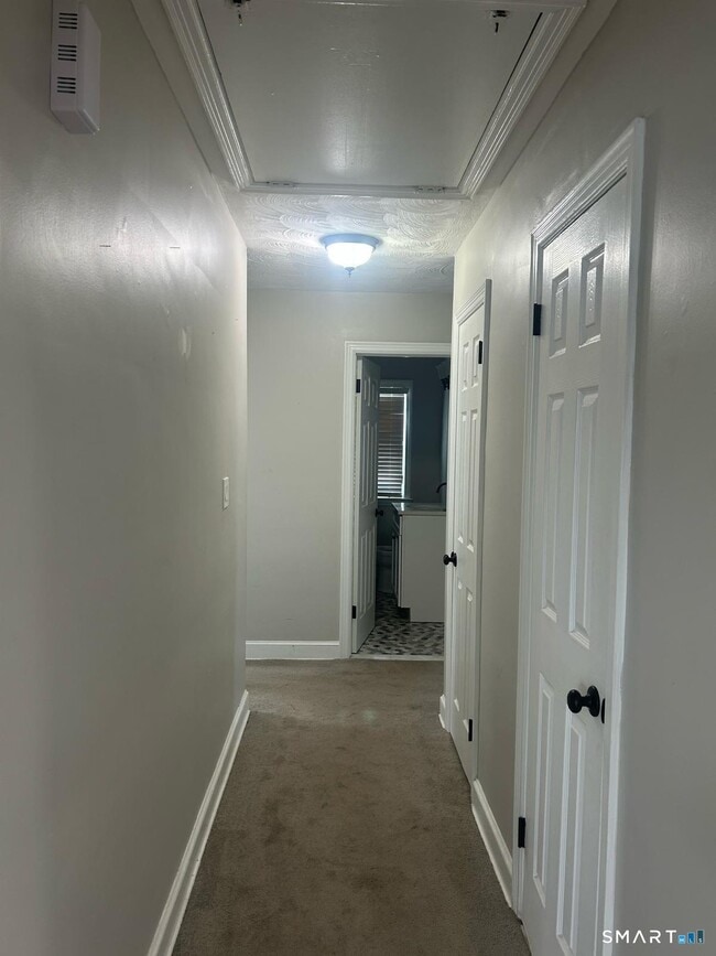 Photo - 82 Middlefield Ave Unit 2nd Floor