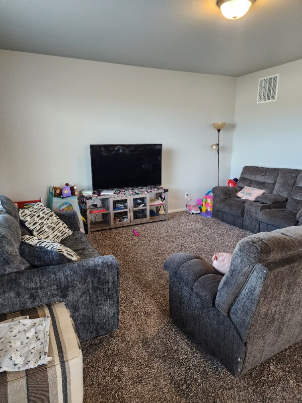 Photo - 60 Katsura Cir
