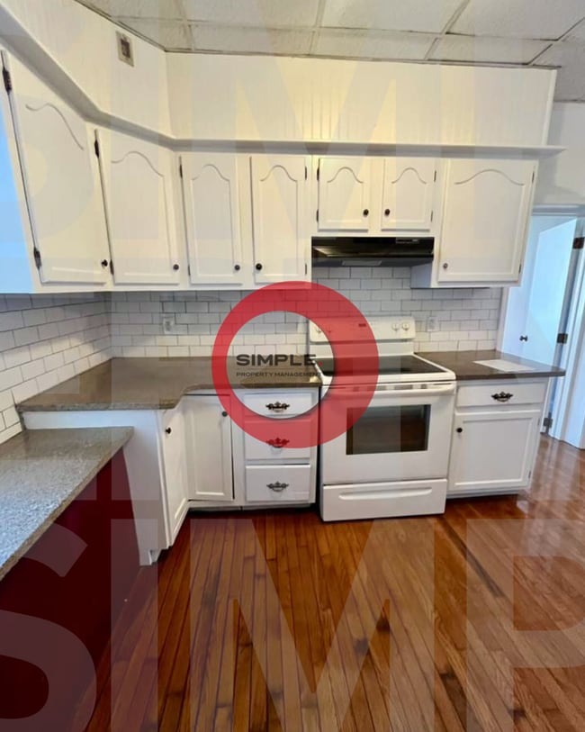 Building Photo - 259 Chestnut St Unit 1