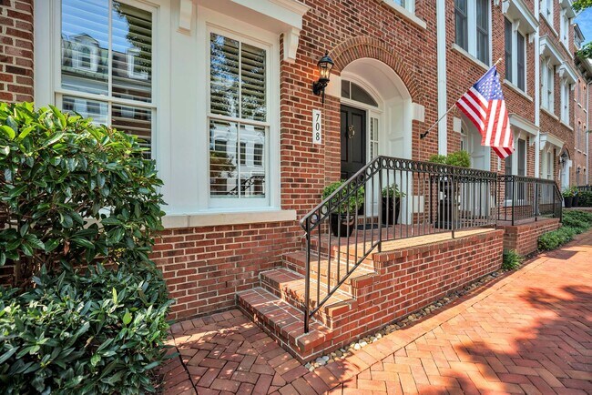 Photo - Stunning 4BR All-Brick End-Unit Townhome with Rooftop Terrace in Potomac Greens