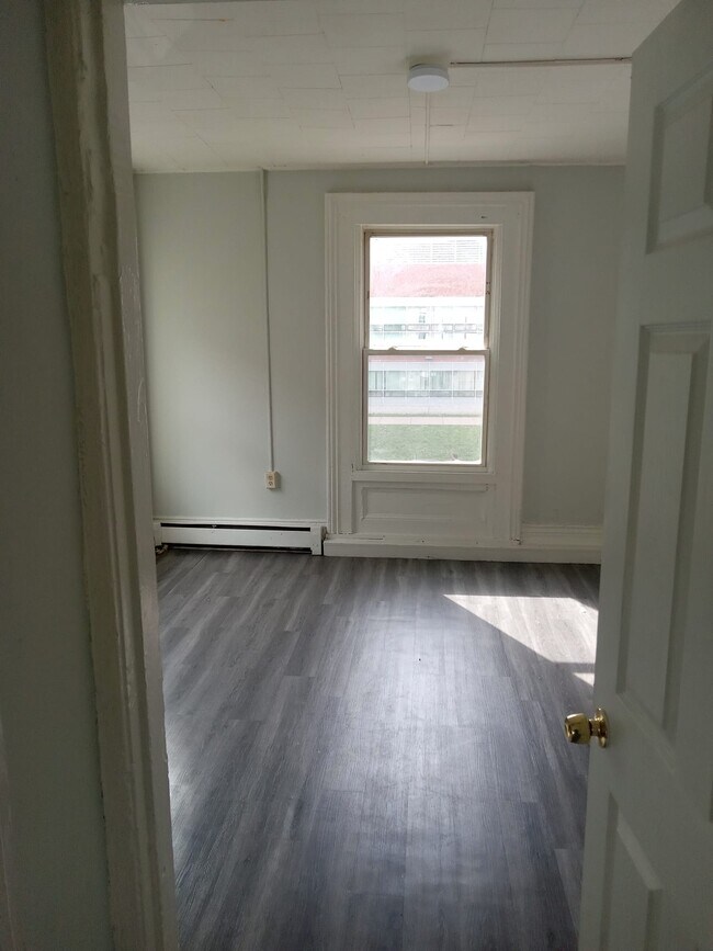 Photo - 86 Edwards St