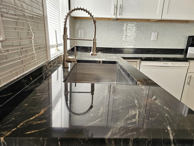 Photo - 47 Lincoln St Unit 1