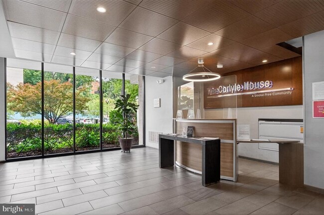 Photo - 5300 Columbia Pike Unit 701