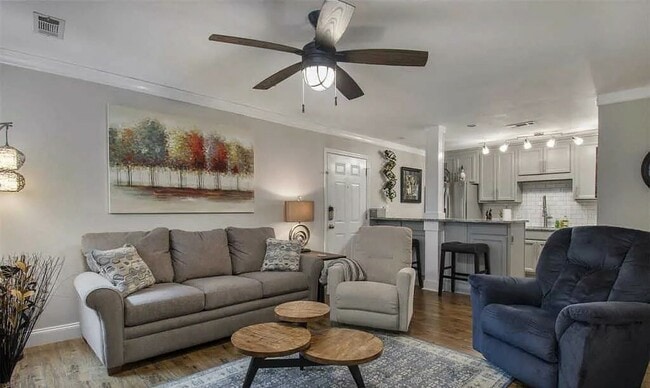 Photo - 1110 Morning Sun Dr