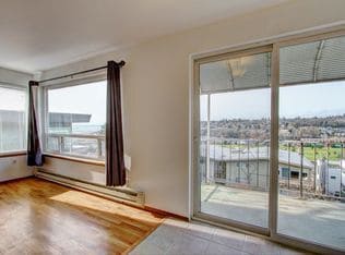 Photo - Queen Anne Triplex