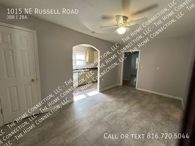 Photo - 1015 NE Russell Rd.