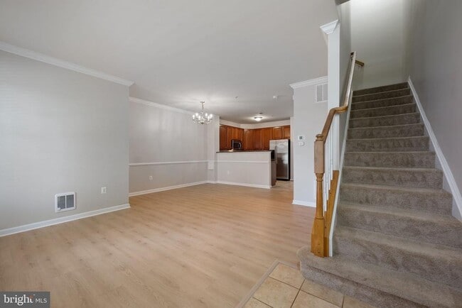 15555 John Diskin Cir