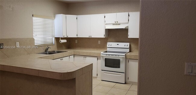 Photo - 138 NW 31st St Unit 138