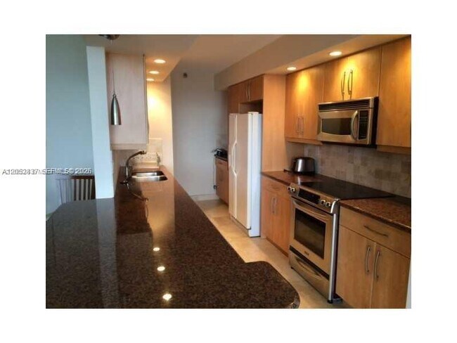 19355 Turnberry Way Unit 22C