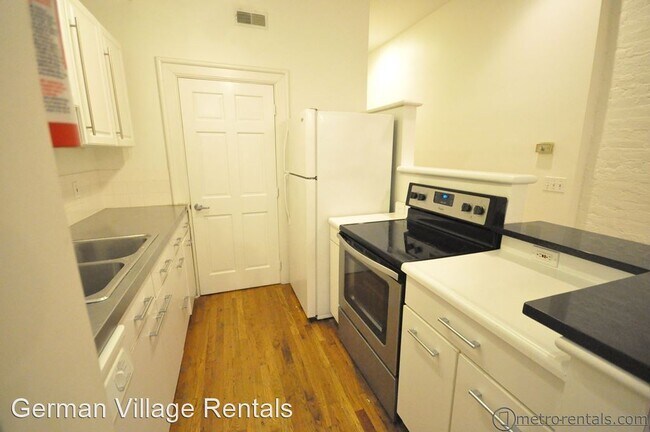 Photo - 468 City Park Ave