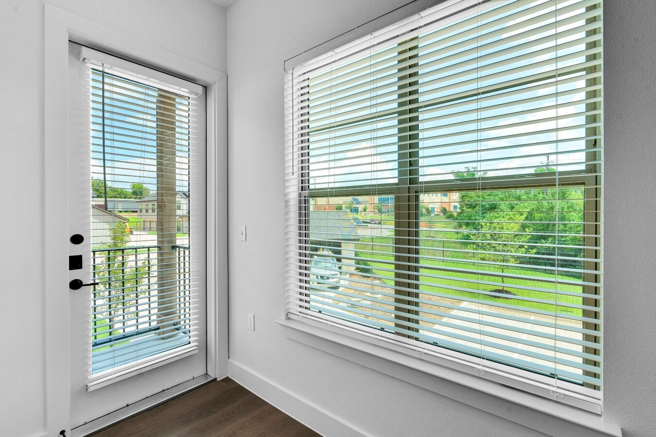 Photo - 1356A Provident Dr