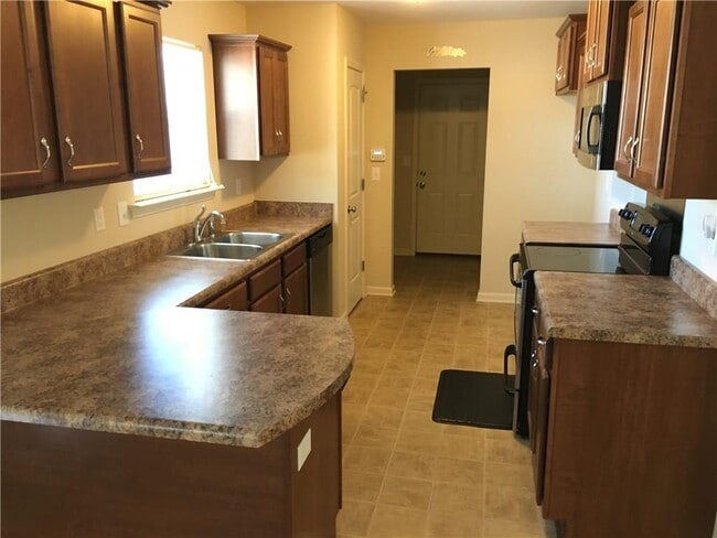 Photo - 9472 Fox Ct W