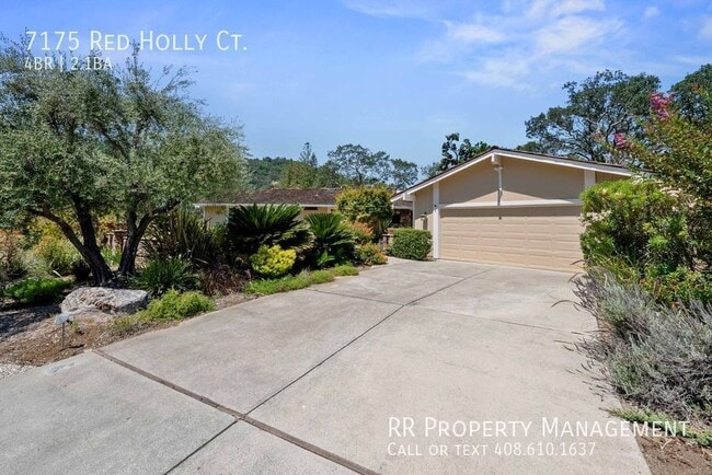 Photo - 7175 Red Holly Ct House