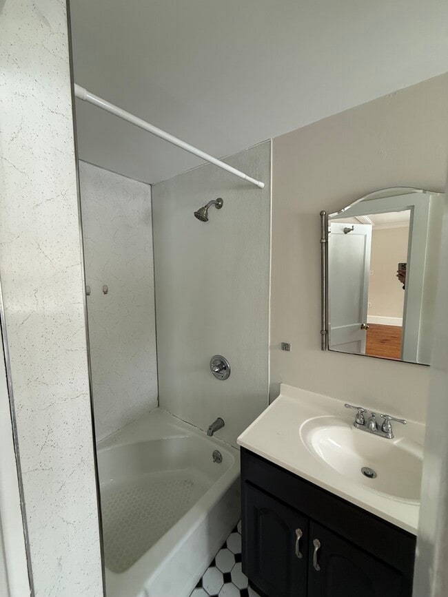 Photo - 19 Winter St