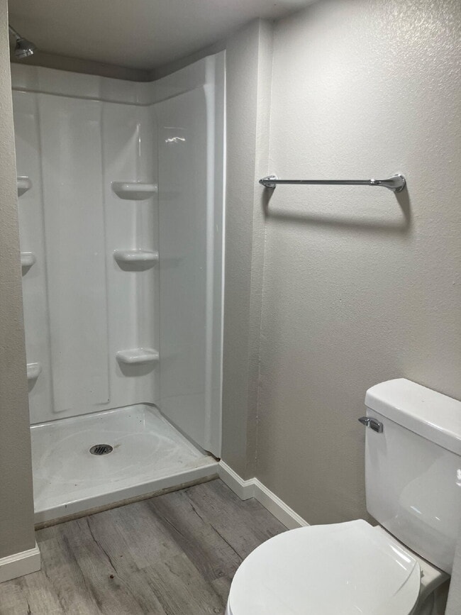 Photo - Now Leasing – Fully Renovated 1 Bed / 1 Ba... Unit 7