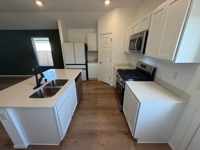Photo - Beautiful 3 Bed 2 bath in N. OKC