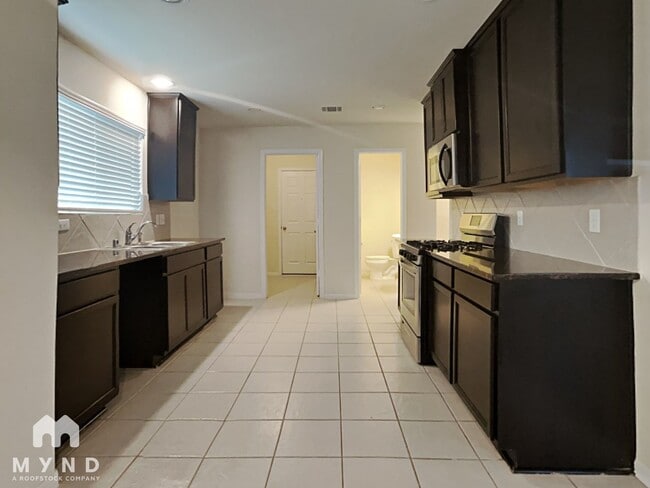12939 Almeda Crossing Ct