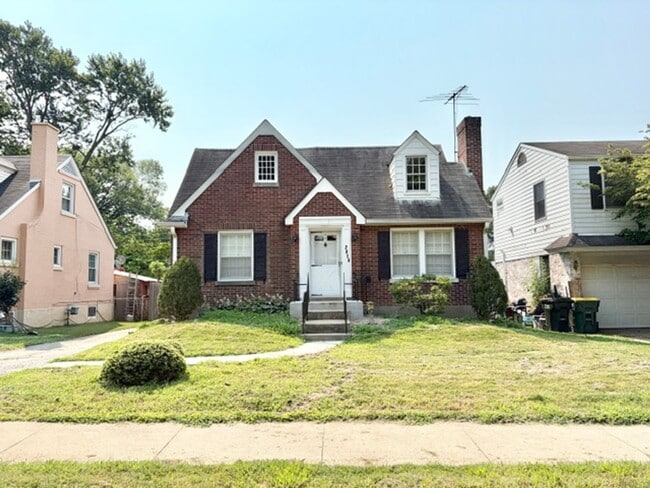 Photo - 2414 Brighton Dr