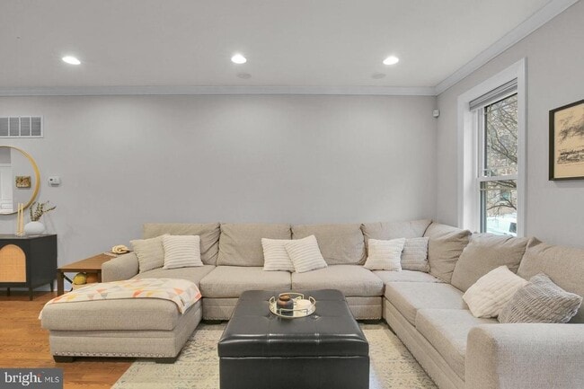 Photo - 1715 N Howard St