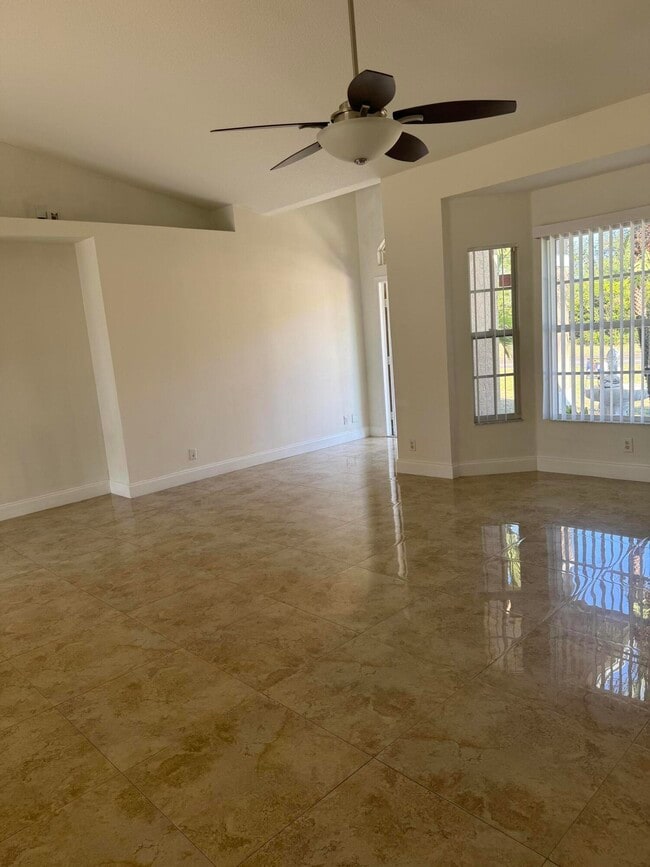 Photo - 3770 SW Darwin Blvd