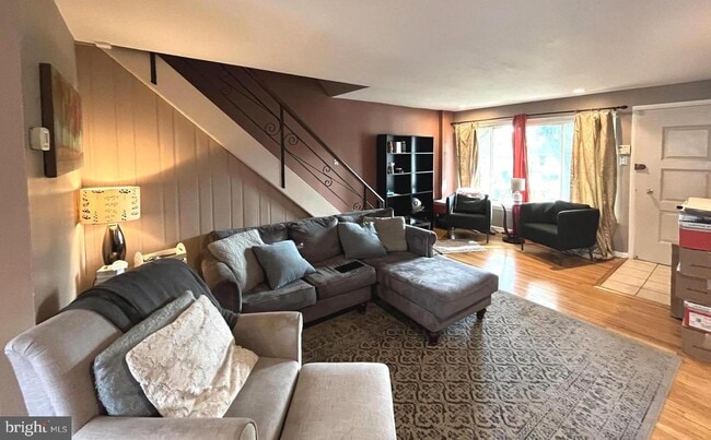 Photo - 5465 Quentin St