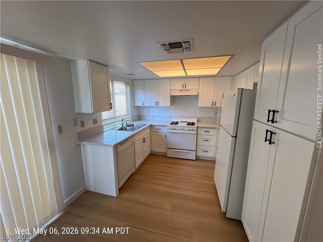 Photo - 2513 Lourdes Ave