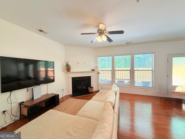 Photo - 1798 Caswell Pkwy