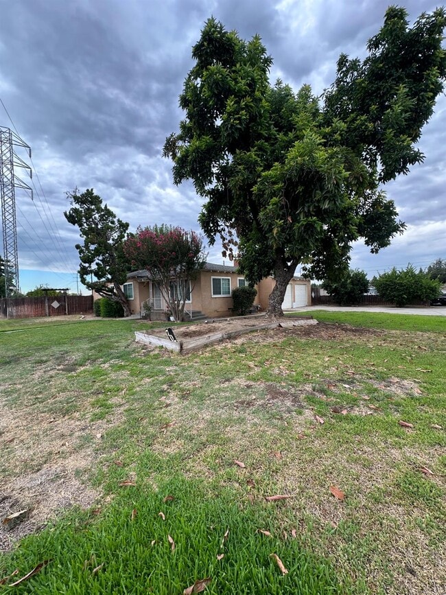 Photo - 707 N Villa Ave
