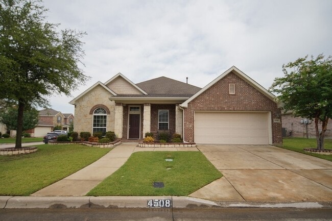 Building Photo - 4508 Fox Rio Trail
