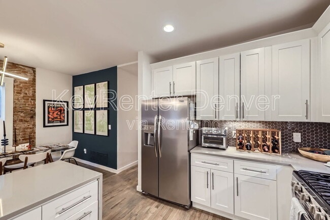 Photo - 729 Inca St
