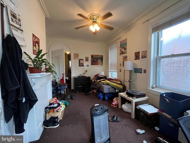 Photo - 2032 N Carlisle St