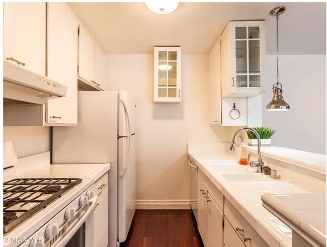 Photo - 18645 Hatteras St Unit 237