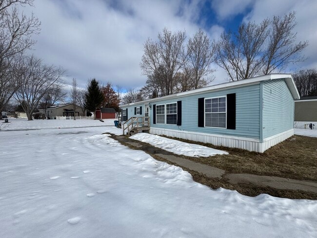 Building Photo - 4237 Daffodil Cir