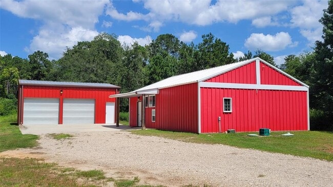 Building Photo - 9420 Greenwood Dr Rental