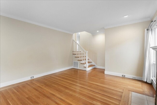 Photo - 1434 Paru St