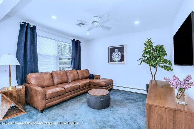 Photo - 1812 Beverly Ave